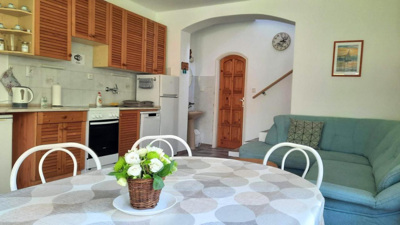 בלטונקראטיה Biker Holiday Home מראה חיצוני תמונה